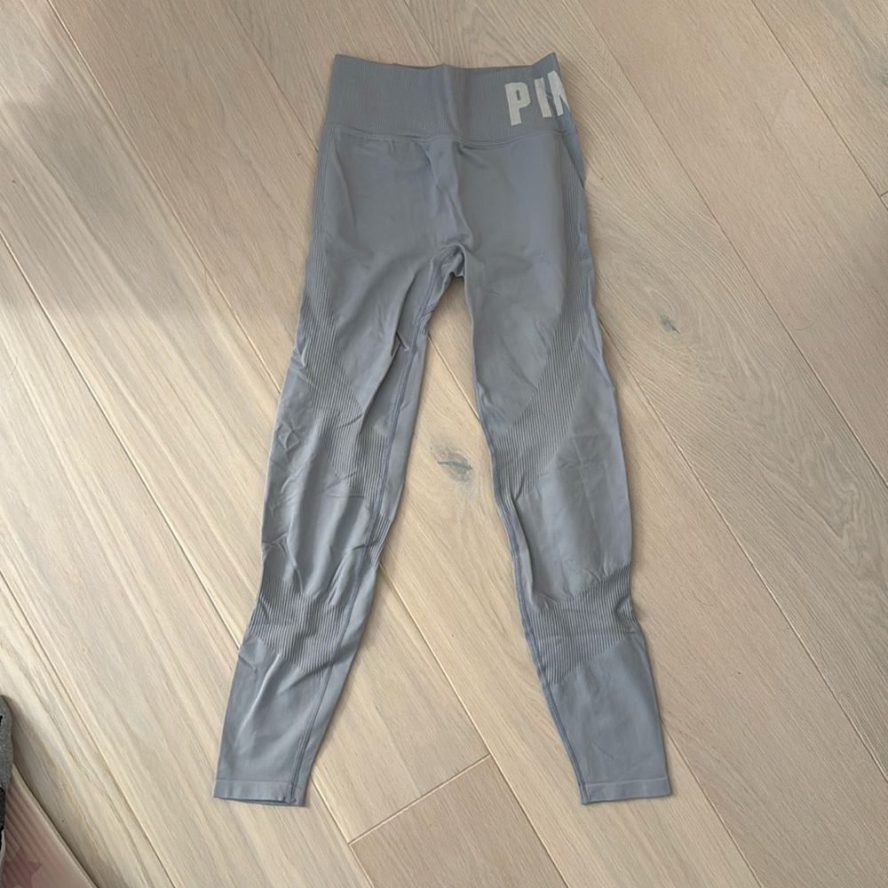PINK ACTIVE LEGGINGS SIZE SMALL